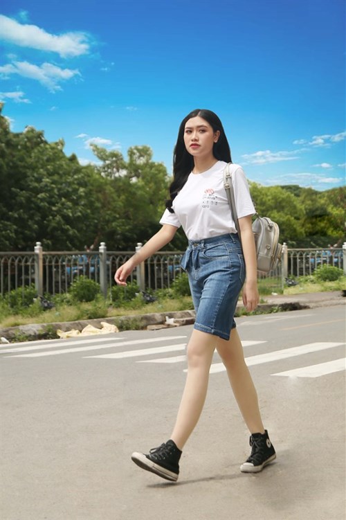 Short jean túi hộp